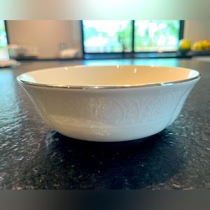 NWOT: Lenox Courtyard Platinum: “All Purpose Bowl”